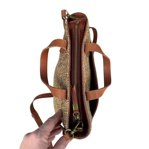 Madewell The Zip-Top Small Transport Leather Crossbody Bag Spotted Calf Hair - Picture 3 of 11
